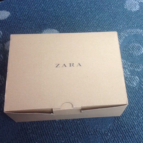 Zara Gold Metallic Sandals Lazo Strappy Heel - Picture 4 of 4